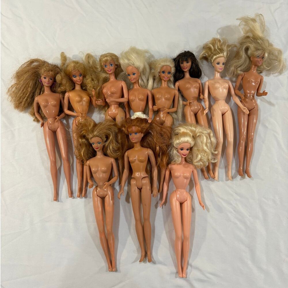 11 Vintage Mattel Barbie Dolls 1966 Molds